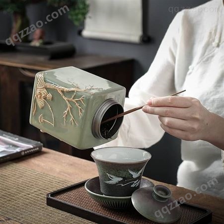 个性印花茶叶罐 哥窑汝窑普洱茶醒茶罐 中号陶瓷浮雕红茶密封罐