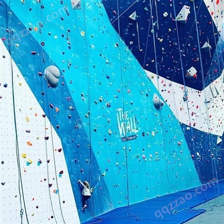 奇乐KIRA 室内户外大型抱石攀岩墙定制 青少年拓展挑战 高空攀登训练