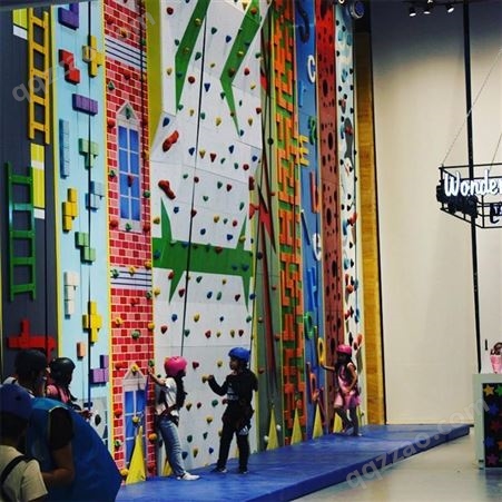 奇乐KIRA 室内运动公园 创意攀岩墙 儿童拓展攀爬体能训练攀岩馆