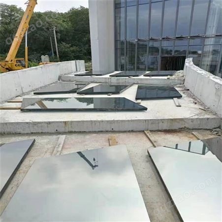 丰堰 高层建筑贴膜 室内全景玻璃防嗮膜 工人切割安装