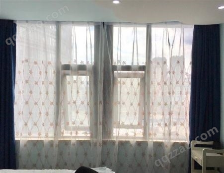 客厅卧室 简约美观轻奢风定制窗帘 优质选材 安装便捷