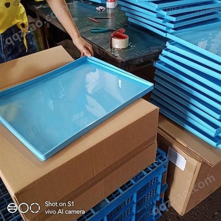 上海一东注塑宠物箱零件开模动物房窝注塑ABS塑料笼订制户外饲狗塑料屋制造